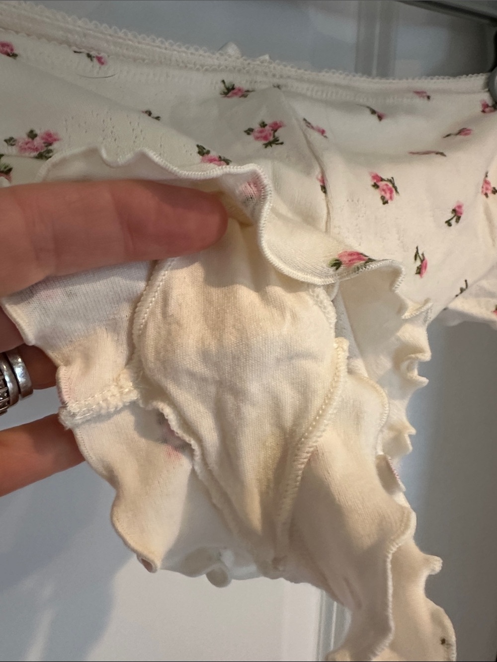 SKIMS Cream Floral Ribbed Cami & Ruffle Brief Set - Picture 9 of 9